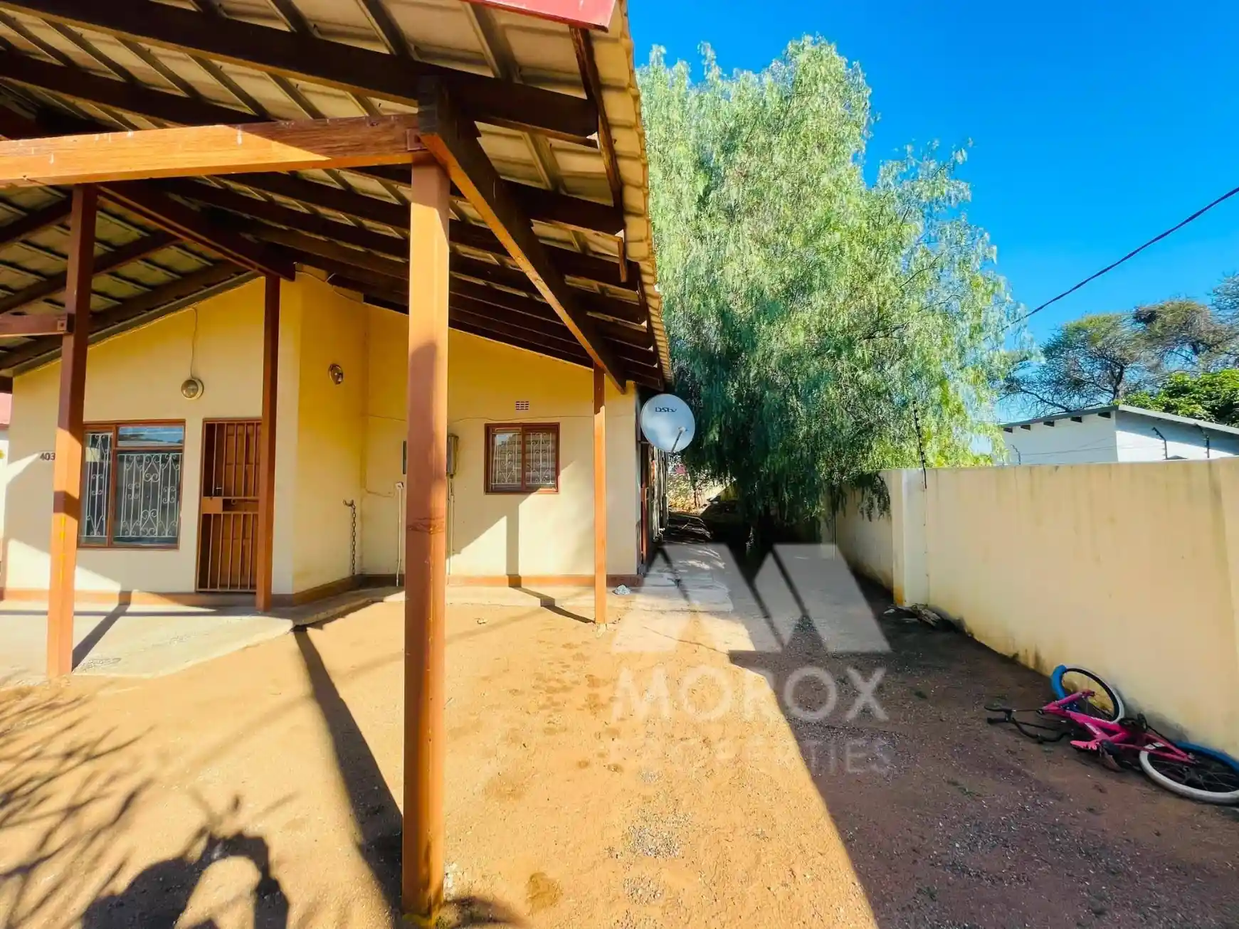 3 BEDROOMED HOUSE FOR RENT-GABORONE BLOCK 5