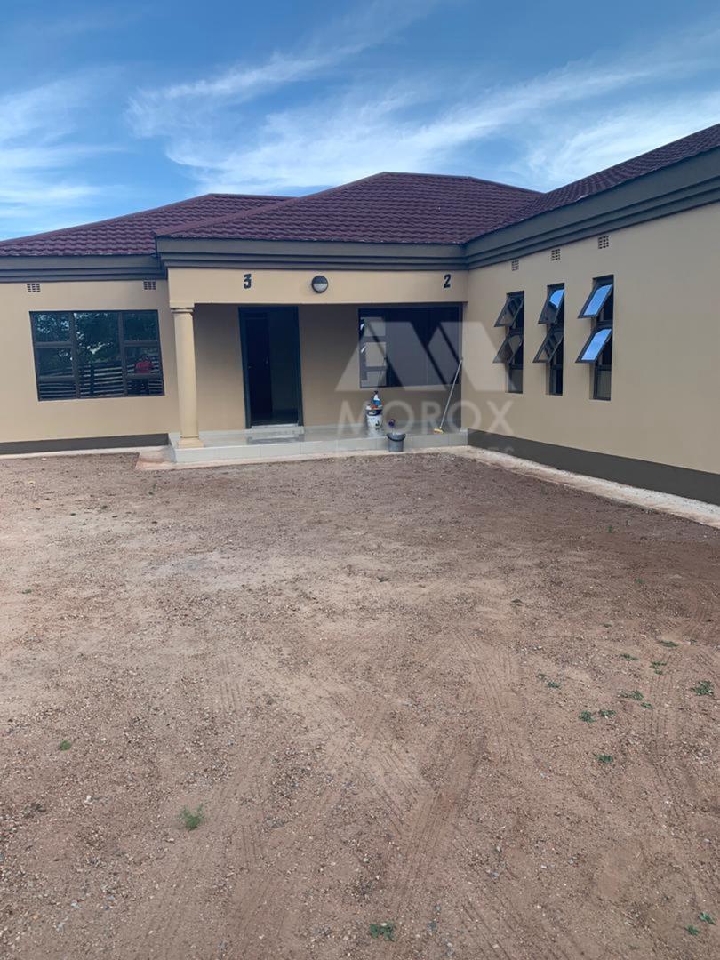 Property in Serowe