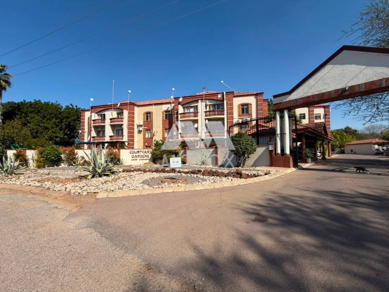 LOFT APARTMENT FOR RENT-PHAKALANE COURTYARD